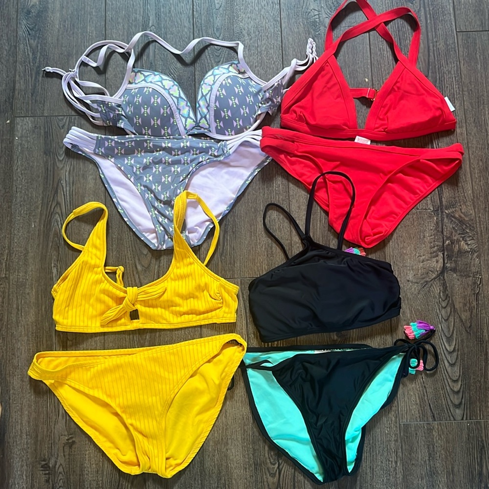 Two Piece Women’s Swimsuit Bundle (Large)